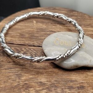 B2819 sterling silver wreath wrap bracelet